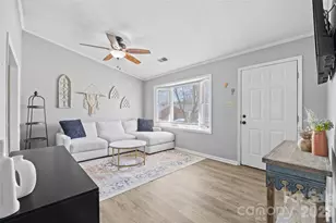 1108 McKinnon Dr, Rock Hill, SC 29732 - Photo 5