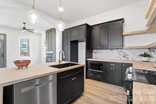 1021 4th St, Statesville, NC 28677 - Photo 13