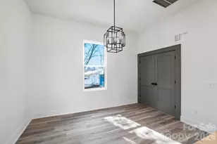 1021 4th St, Statesville, NC 28677 - Photo 17