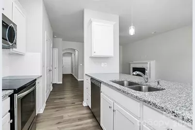 7113 Somerford Road, Charlotte, NC 28215 - Photo 13