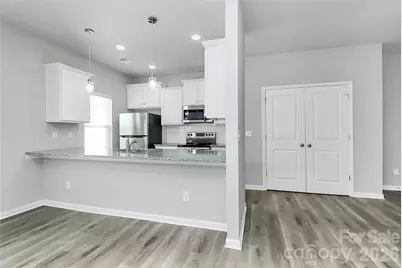 7113 Somerford Road, Charlotte, NC 28215 - Photo 17