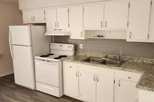 601 Camrose Dr, Charlotte, NC 28215 - Photo 5