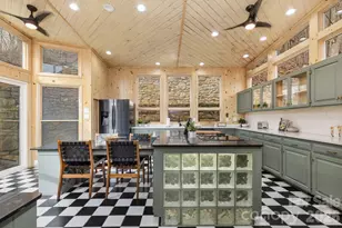 556/558 Thorncliff Dr, Seven Devils, NC 28604 - Photo 29