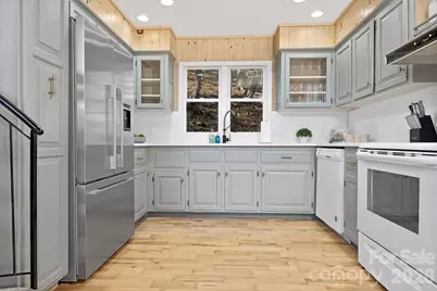 556/558 Thorncliff Drive, Seven Devils, NC 28604 - Photo 41