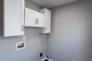 12128 Stewarts Crossing Dr, Charlotte, NC 28215 - Photo 13