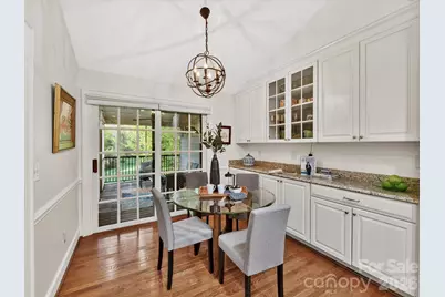 1847 Meadowood Lane, Charlotte, NC 28211 - Photo 15