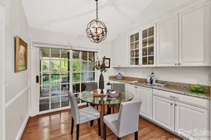 1847 Meadowood Ln, Charlotte, NC 28211 - Photo 15