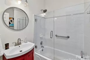 1847 Meadowood Ln, Charlotte, NC 28211 - Photo 37