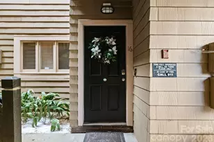 1109 E Morehead St, Charlotte, NC 28204 - Photo 17