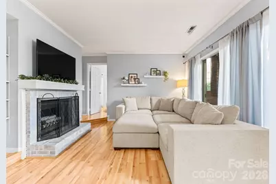 1109 E Morehead Street #16, Charlotte, NC 28204 - Photo 5