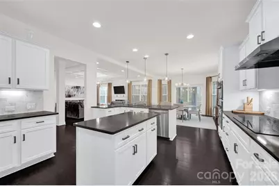 9637 Garamont Parkway NW, Concord, NC 28027 - Photo 11