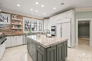 8700 Longview Club Drive, Waxhaw, NC 28173 - Photo 11