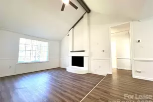 2408 Turnberry Ln, Charlotte, NC 28210 - Photo 5