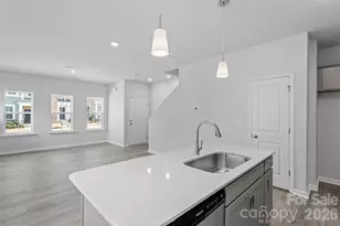 5839 Tuckaseegee Rd, Charlotte, NC 28208 - Photo 11