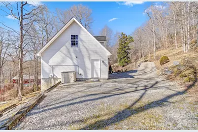 92 Willow Bend, Hendersonville, NC 28792 - Photo 33