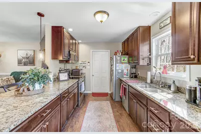 92 Willow Bend, Hendersonville, NC 28792 - Photo 13