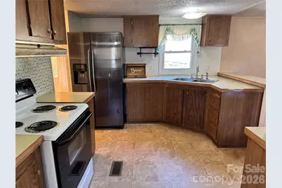 2448 Christopher Road, Morganton, NC 28655 - Photo 7