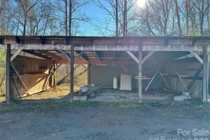 2448 Christopher Rd, Morganton, NC 28655 - Photo 31