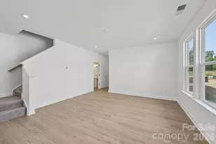 7635 Ethora Wy, Charlotte, NC 28216 - Photo 5