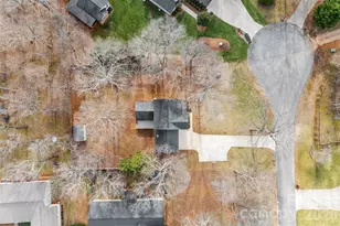 2064 Colorado Ct, Lincolnton, NC 28092 - Photo 3