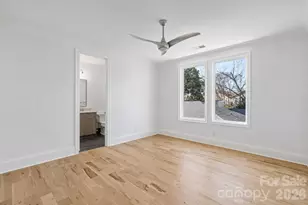 2117 Lombardy Cir, Charlotte, NC 28203 - Photo 17