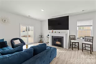 136 Sycamore Spgs Dr, Statesville, NC 28677 - Photo 5