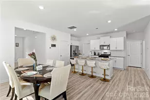 136 Sycamore Spgs Dr, Statesville, NC 28677 - Photo 11