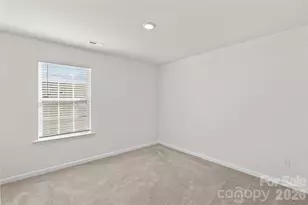 136 Sycamore Spgs Dr, Statesville, NC 28677 - Photo 33