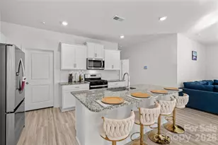 136 Sycamore Spgs Dr, Statesville, NC 28677 - Photo 13