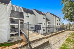 9119 Spyglass Pl, Charlotte, NC 28214 - Photo 21