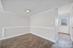 7906 Oak Meadow Ct, Charlotte, NC 28210 - Photo 7