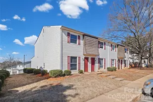 7906 Oak Meadow Ct, Charlotte, NC 28210 - Photo 25