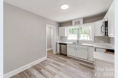 113 Falls Street, Morganton, NC 28655 - Photo 9
