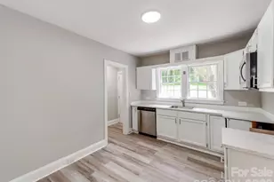 113 Falls St, Morganton, NC 28655 - Photo 9