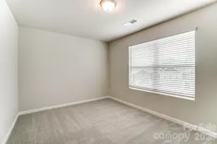 3827 Cheyney Park Dr, Charlotte, NC 28269 - Photo 37