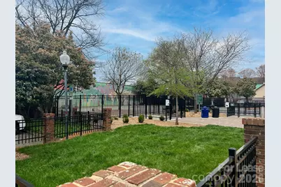 514 W 10th Street, Charlotte, NC 28202 - Photo 19