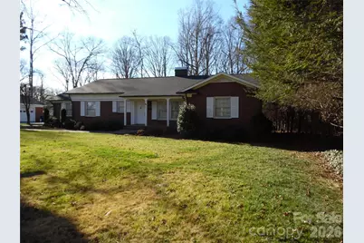 603 1st Avenue Place NE, Conover, NC 28613 - Photo 3
