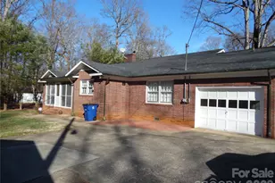 603 1st Ave Pl NE, Conover, NC 28613 - Photo 5