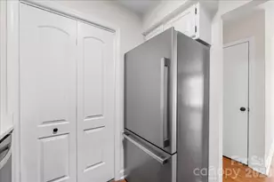 1612 Sharon Rd W, Charlotte, NC 28210 - Photo 15