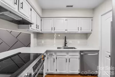 1612 Sharon Road W #70, Charlotte, NC 28210 - Photo 13