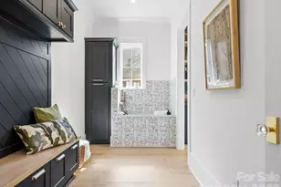 205 Sylvania Ave, Charlotte, NC 28206 - Photo 3