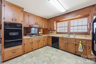 1141 Christopher Cir, Rock Hill, SC 29730 - Photo 13