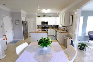 608 Wrayhill Dr, Charlotte, NC 28262 - Photo 13