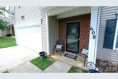 608 Wrayhill Drive, Charlotte, NC 28262 - Photo 5