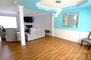 608 Wrayhill Dr, Charlotte, NC 28262 - Photo 9