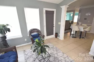 608 Wrayhill Dr, Charlotte, NC 28262 - Photo 15