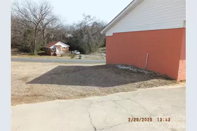 715 S Market Street, Lancaster, SC 29720 - Photo 17