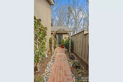 5350 Sandtrap Lane, Charlotte, NC 28226 - Photo 5