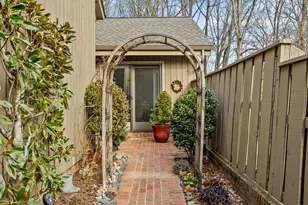 5350 Sandtrap Ln, Charlotte, NC 28226 - Photo 5