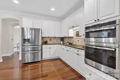 3400 Twelve Oaks Place, Charlotte, NC 28270 - Photo 11